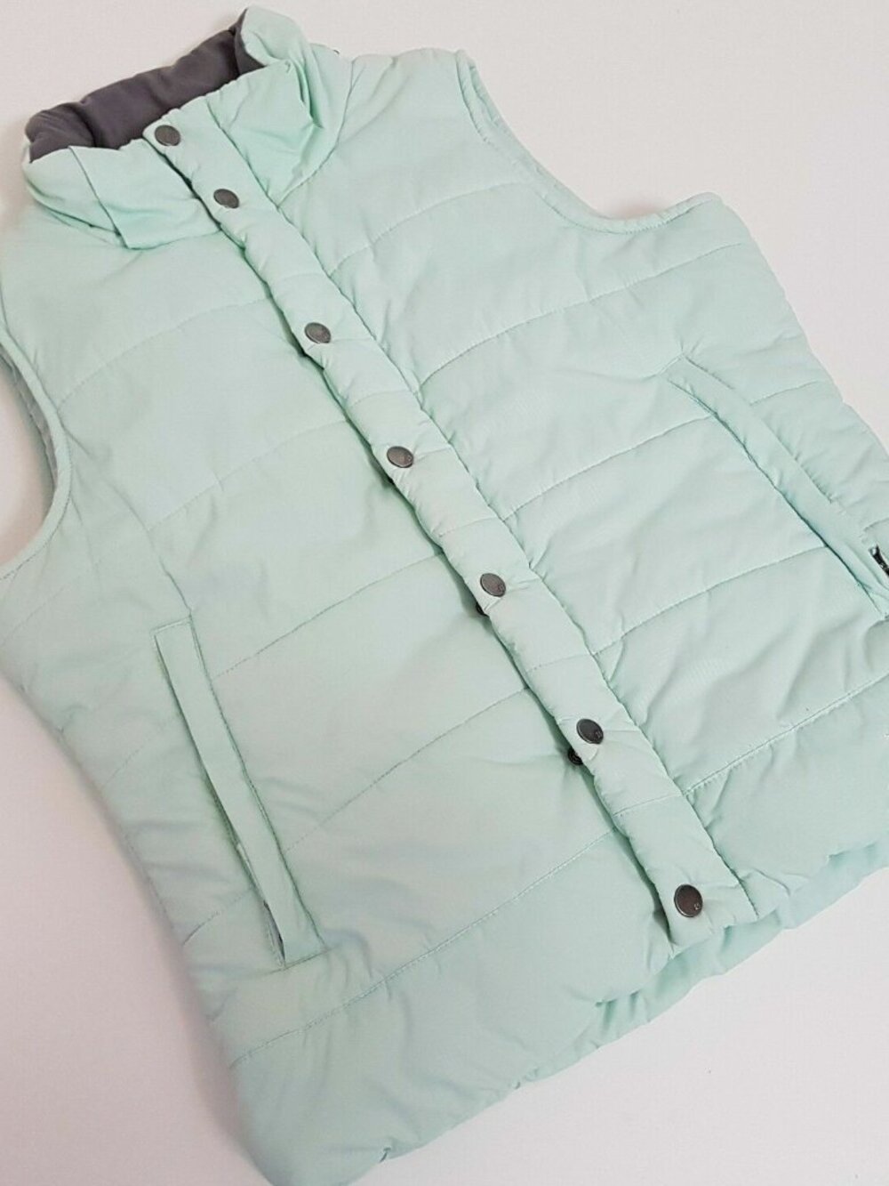 Burton Rancher Puffy Winter Vest Women’s Medium Mint Green Snap Front
